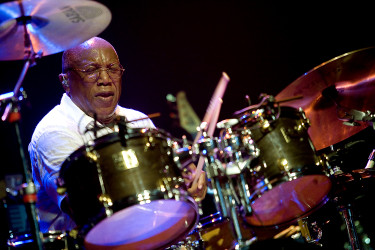 DnP-MITGLIEDER-TICKET - Billy Cobham Quintett - SONDERKONZERT - Montag, 4. Mai 2026, 19:30 Uhr 